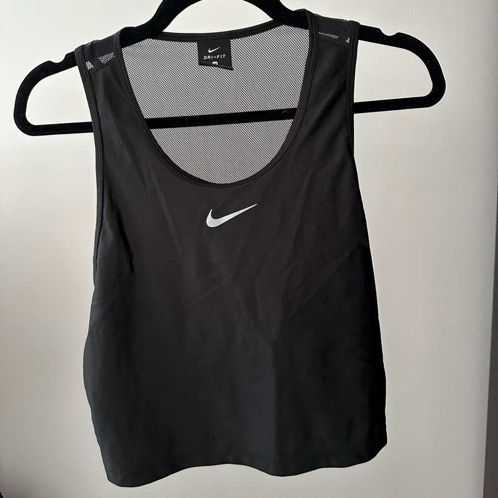 Nike workout tank